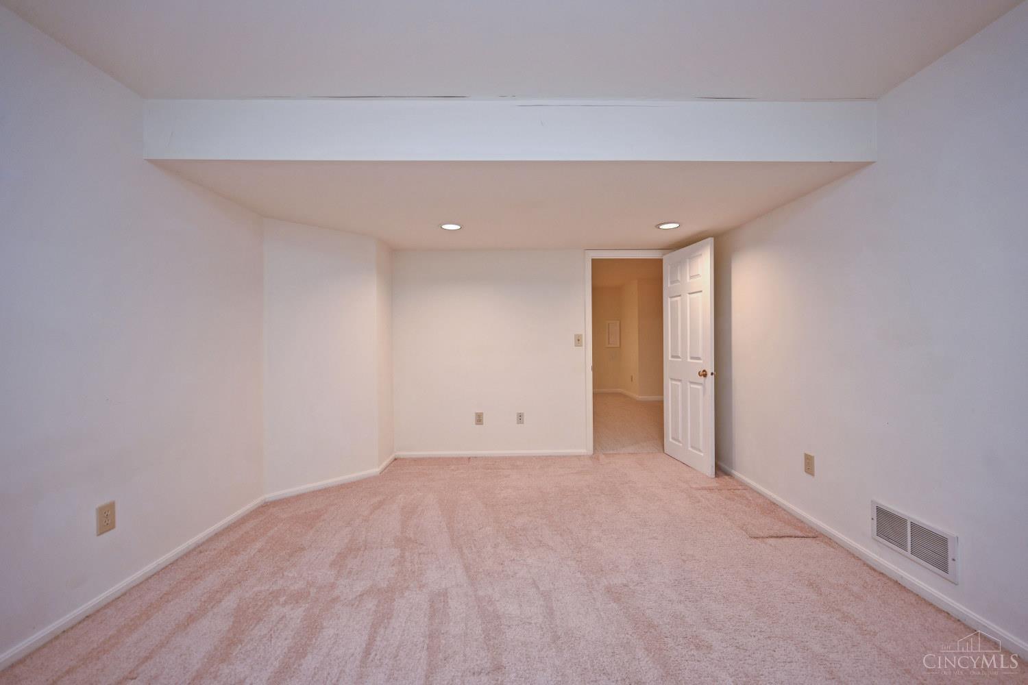 6889 Maddux Drive, Anderson Twp, OH, 45230 — photo 56
