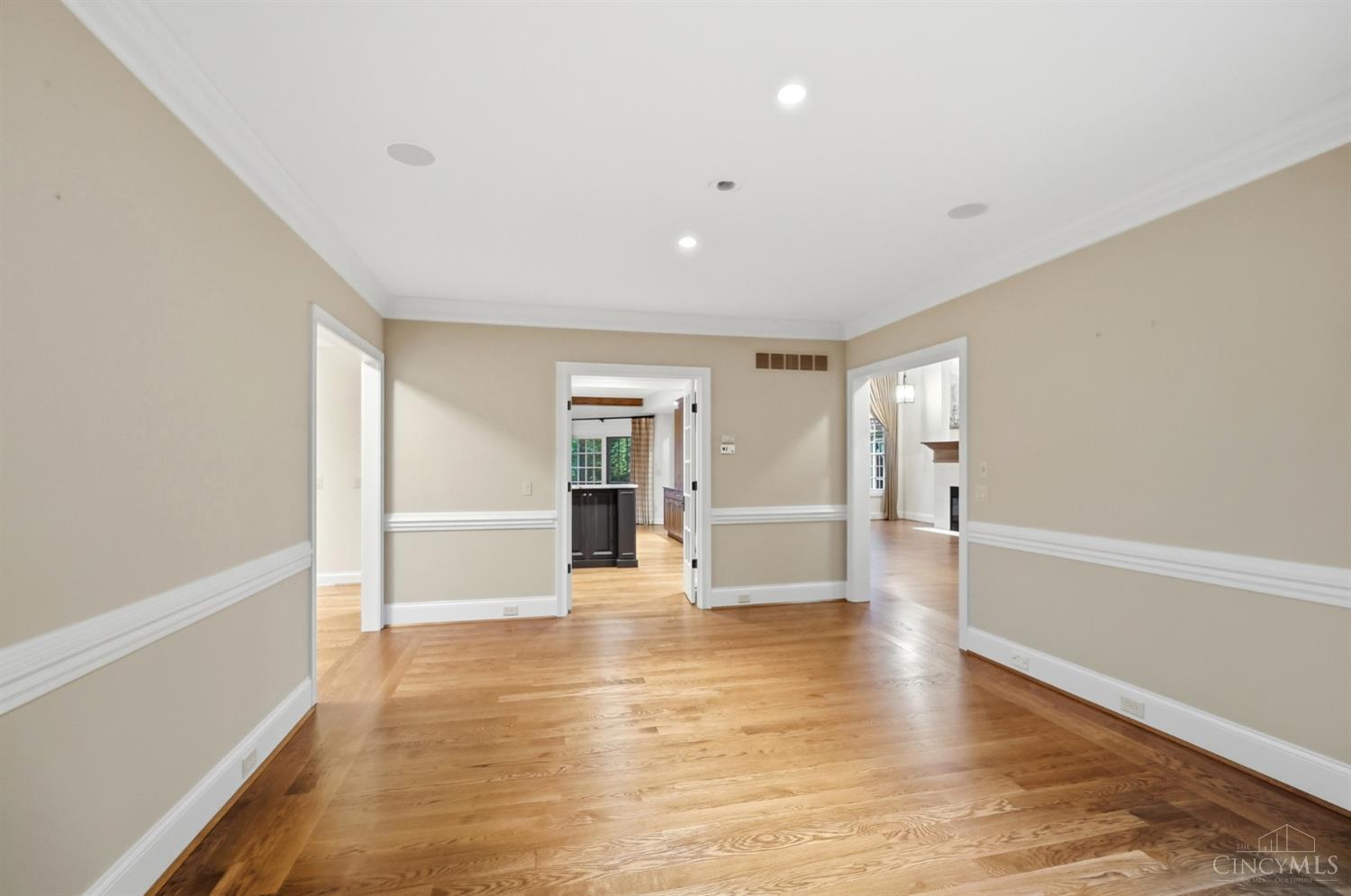 8100 Chinquapin Lane, Indian Hill, OH, 45243 — photo 24