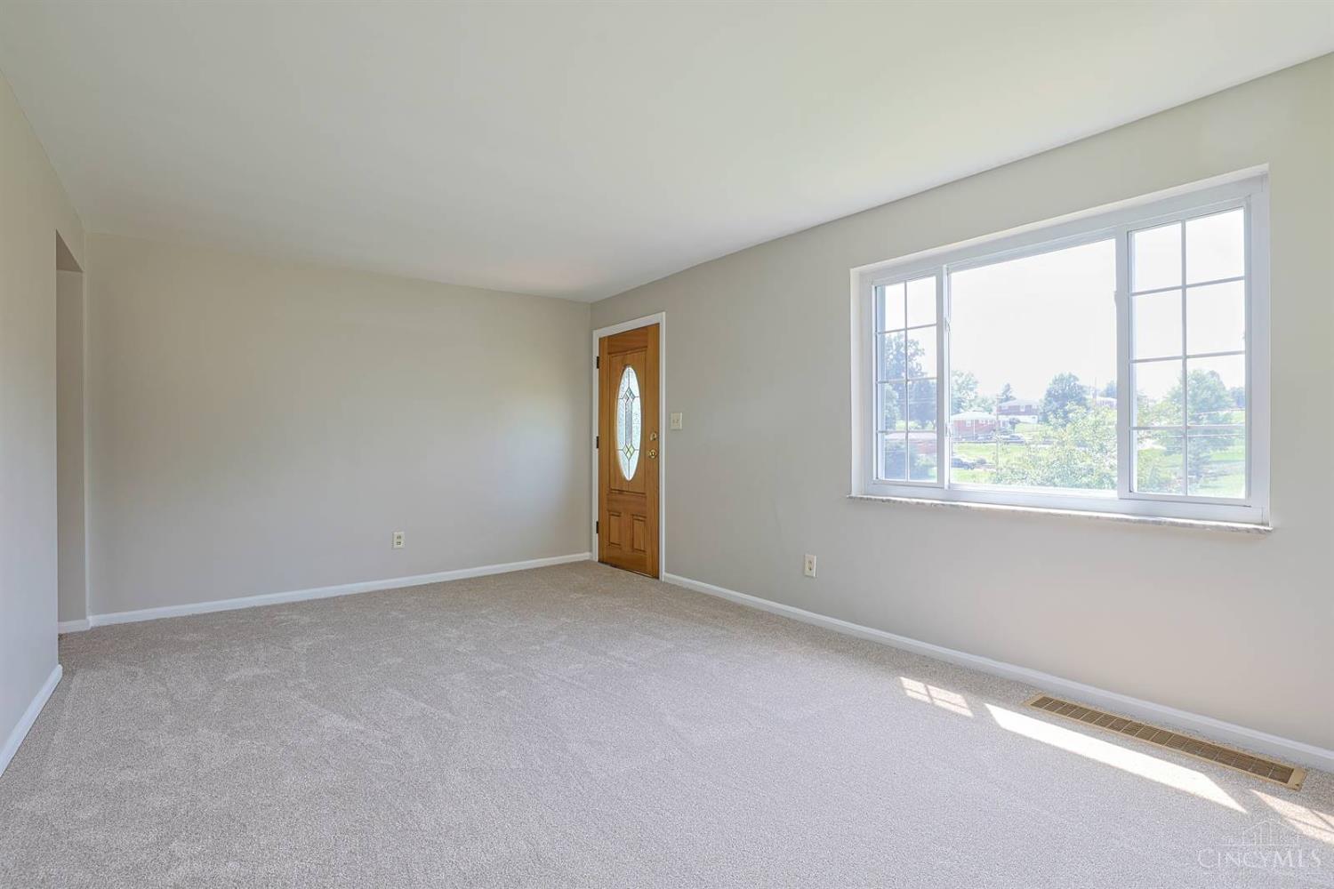 5256 Rybolt Road, Cincinnati, OH, 45248 — photo 5