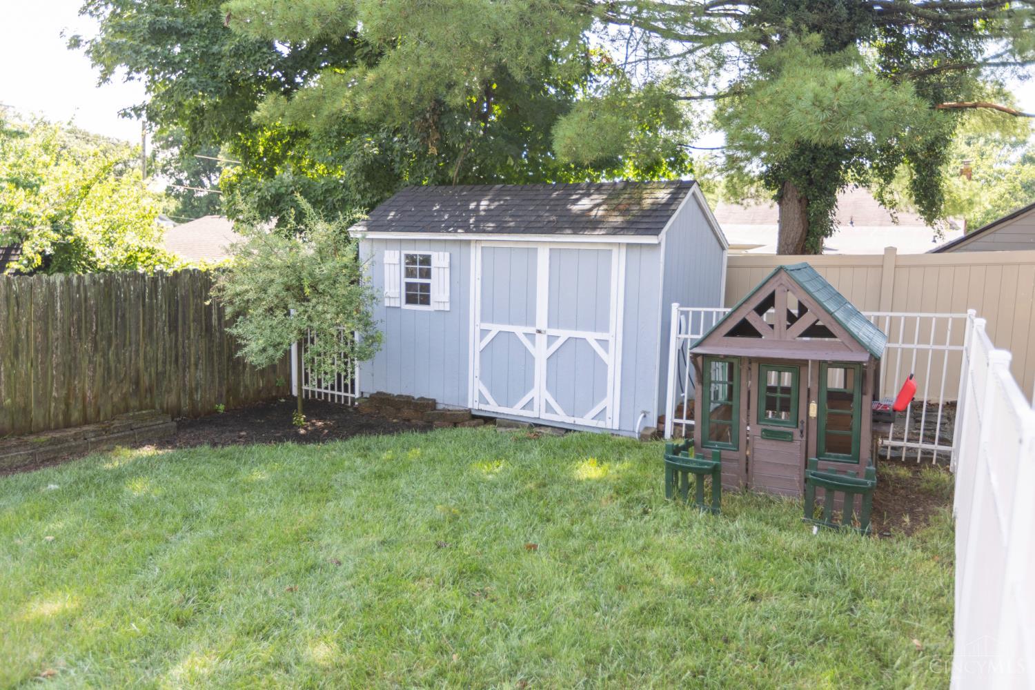 7227 Iuka Avenue, Madeira, OH, 45243 — photo 17