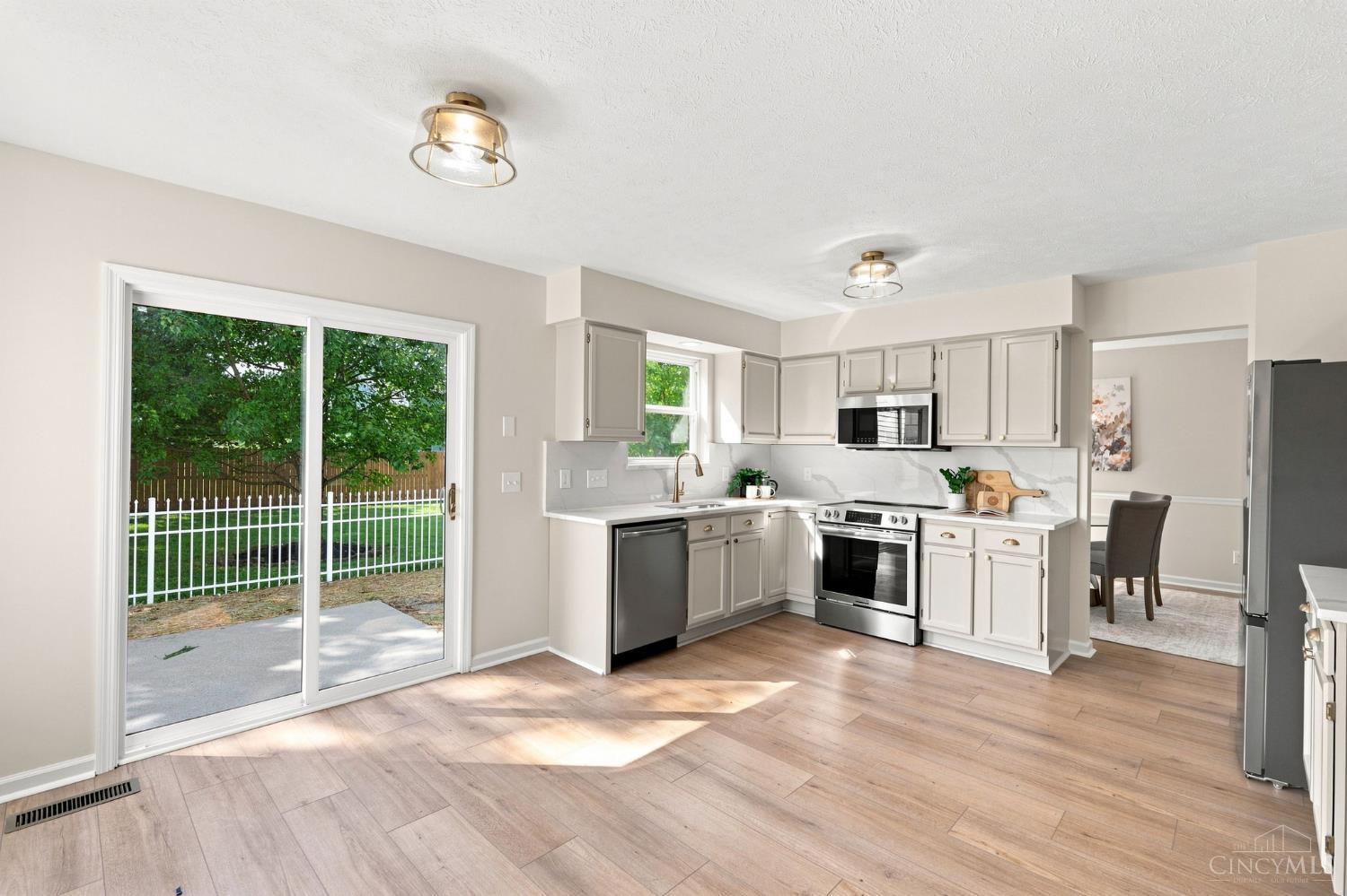 8631 Acredale Drive, West Chester, OH, 45069 — photo 16