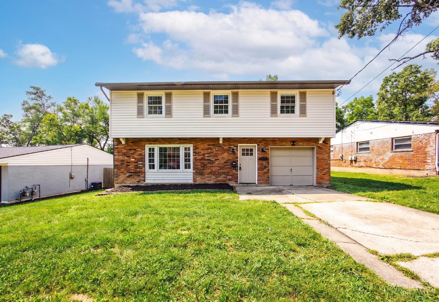 5452 Ehrling Road, Columbia Twp, OH, 45227