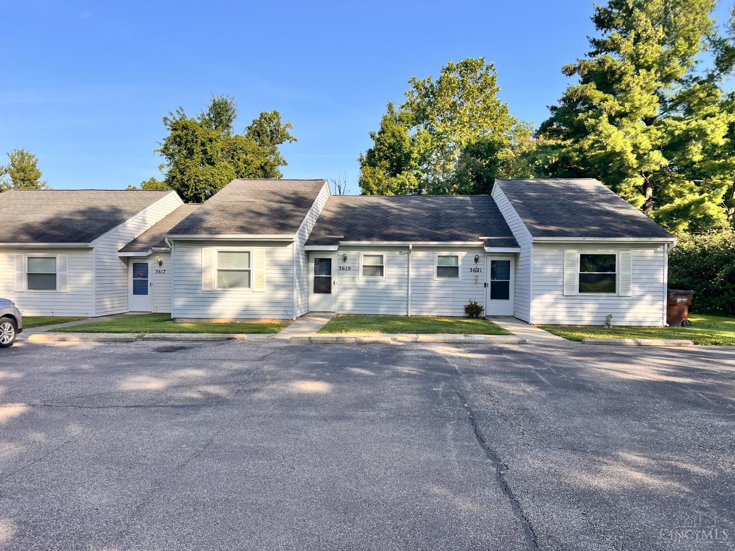 3607 Parfore Court, Pierce Twp, OH, 45245 — photo 4