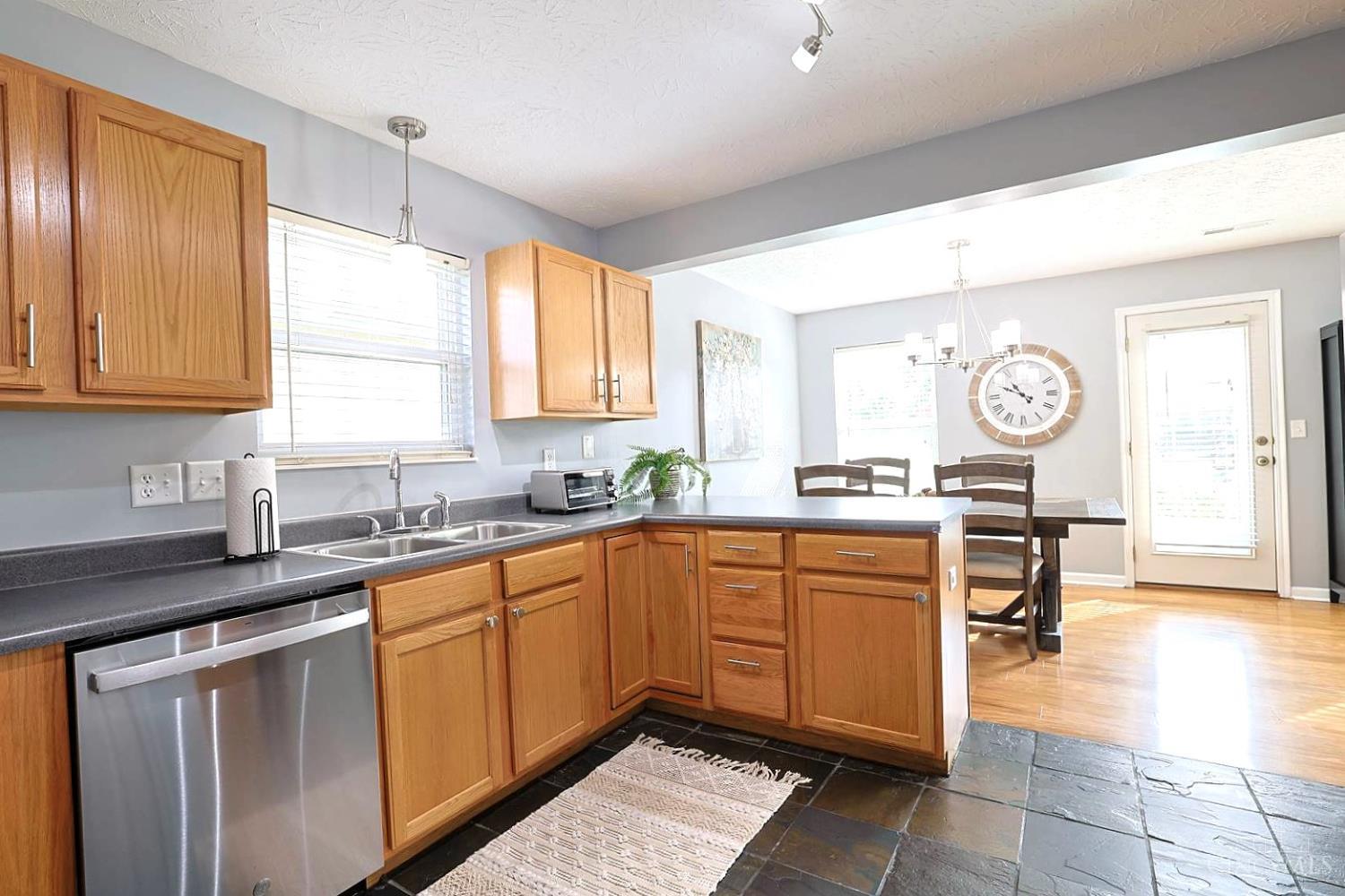 5908 Amanda Court, Goshen Twp, OH, 45140 — photo 12
