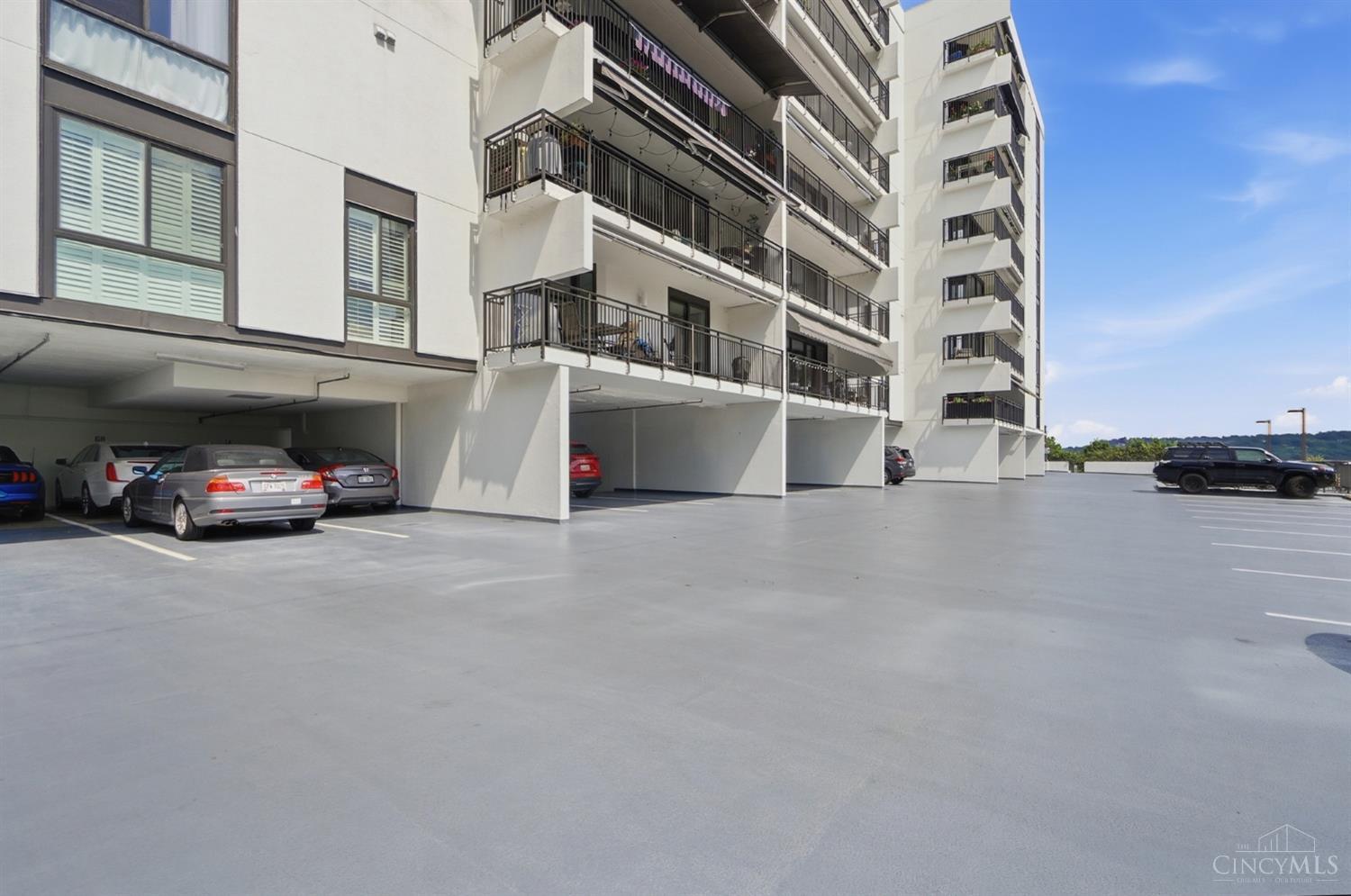 415 Bond Place #4C, Cincinnati, OH, 45206 — photo 66