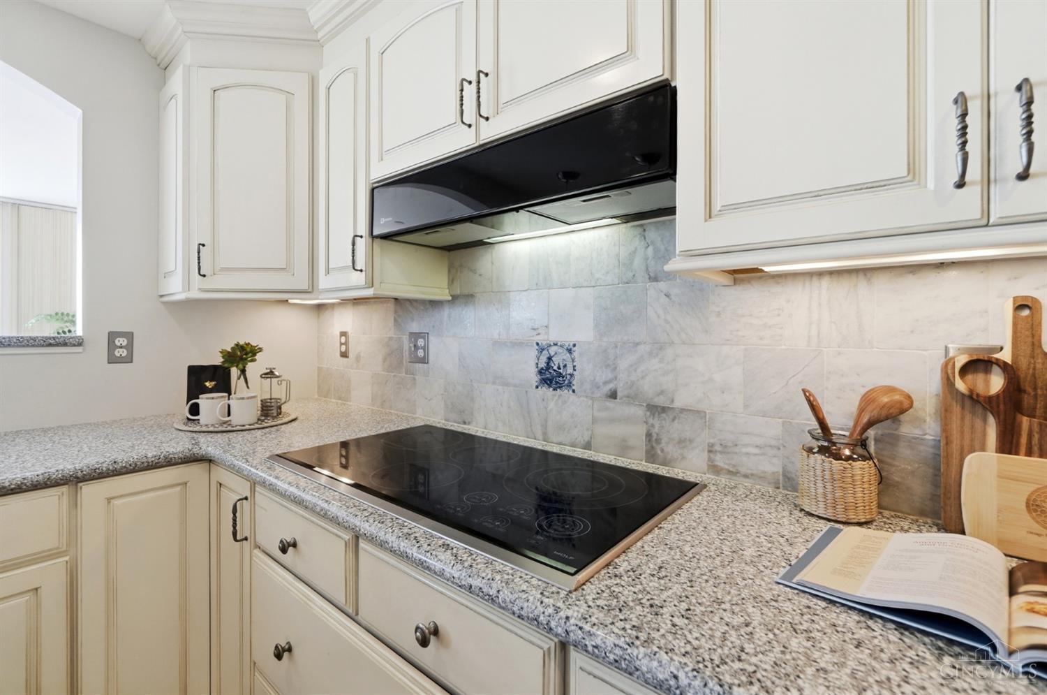 415 Bond Place #4C, Cincinnati, OH, 45206 — photo 21