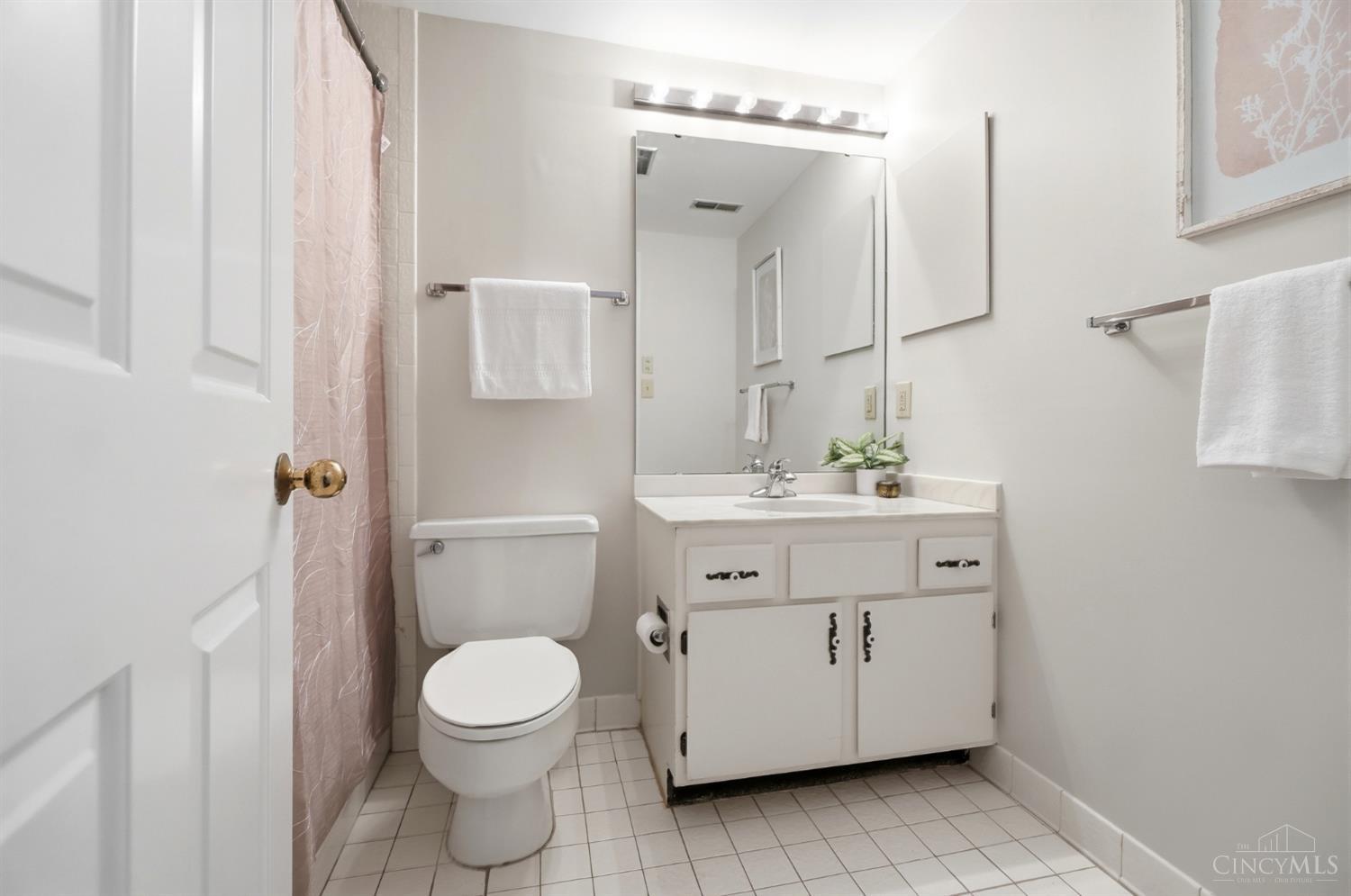 415 Bond Place #4C, Cincinnati, OH, 45206 — photo 38