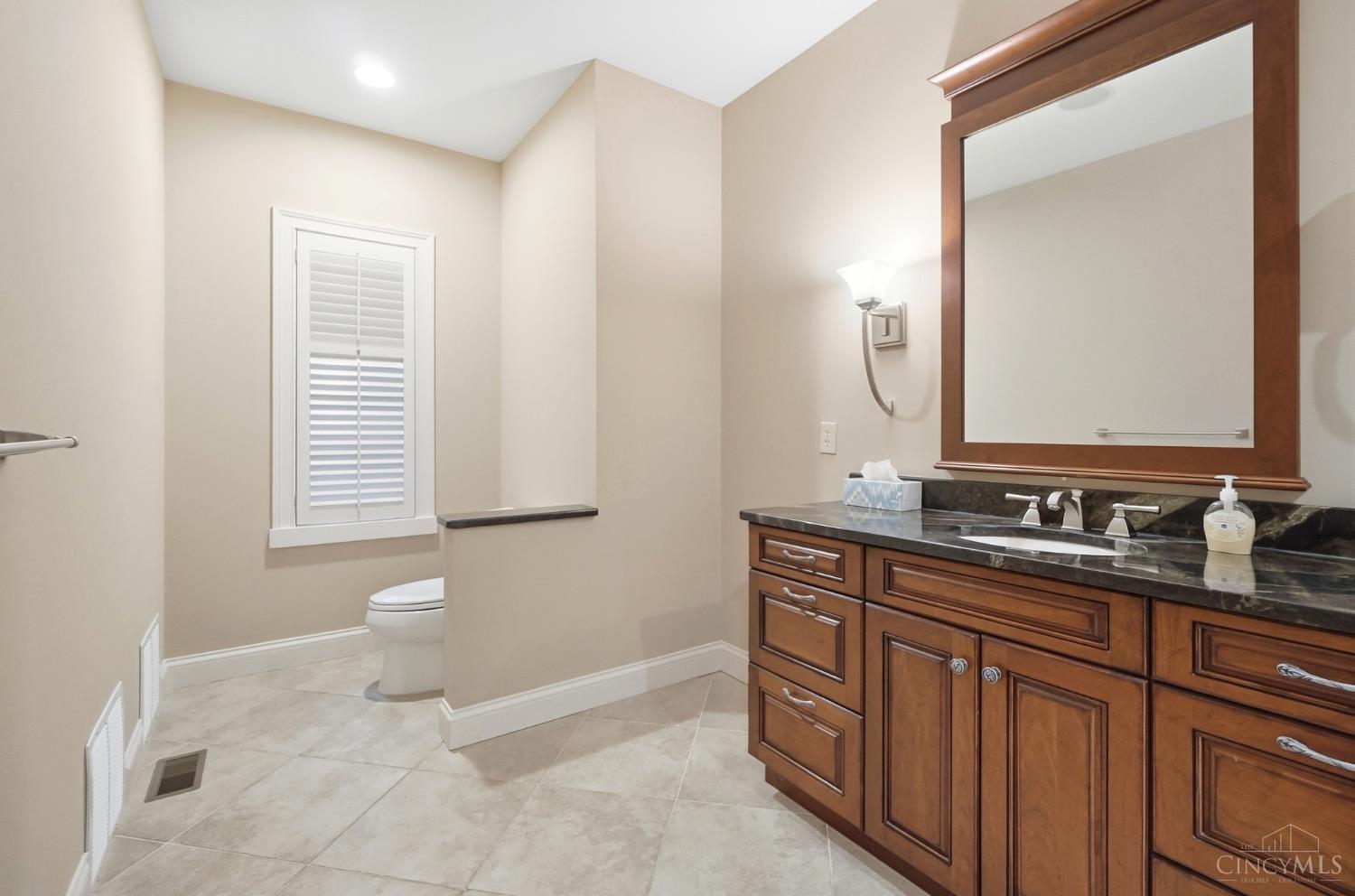 8100 Chinquapin Lane, Indian Hill, OH, 45243 — photo 41