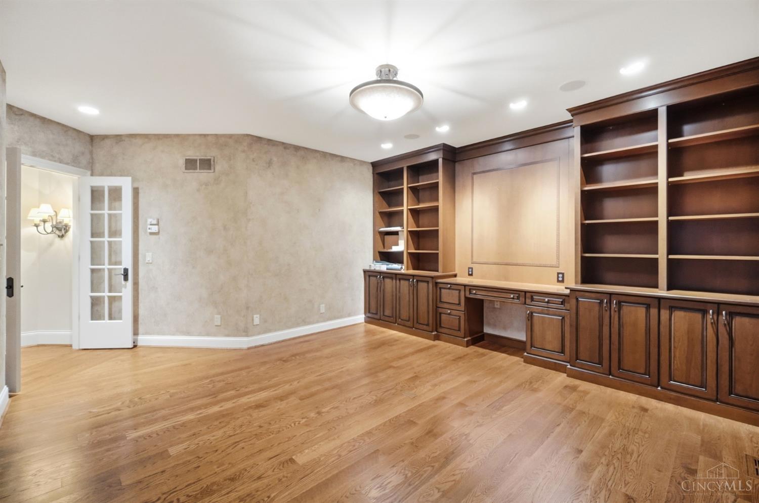 8100 Chinquapin Lane, Indian Hill, OH, 45243 — photo 31