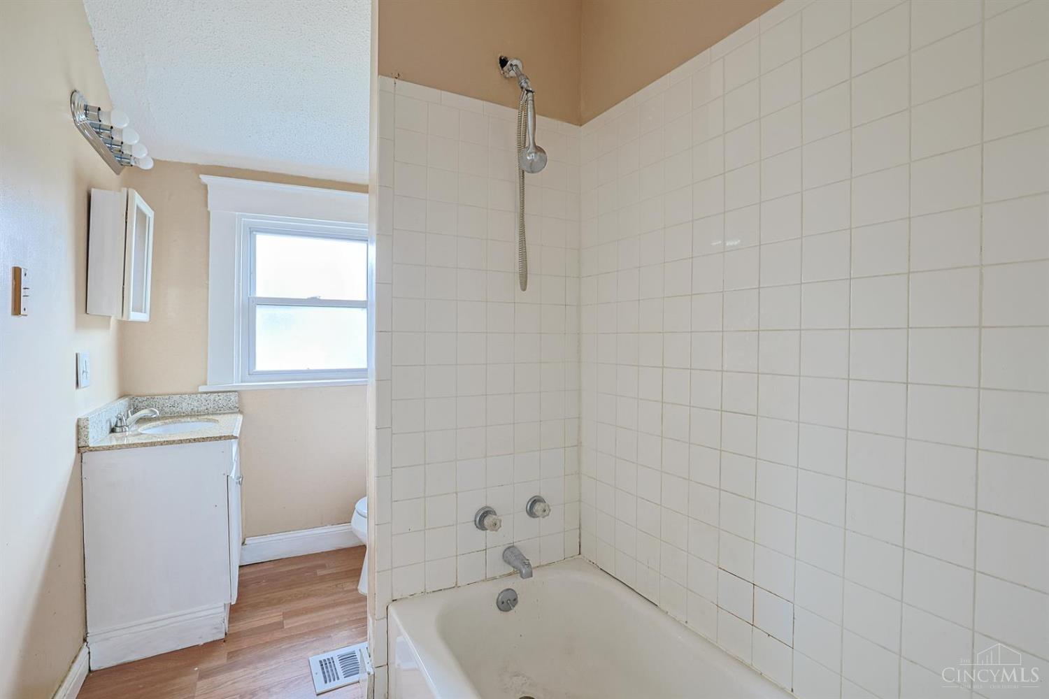 741 Mcpherson Avenue, Cincinnati, OH, 45205 — photo 22