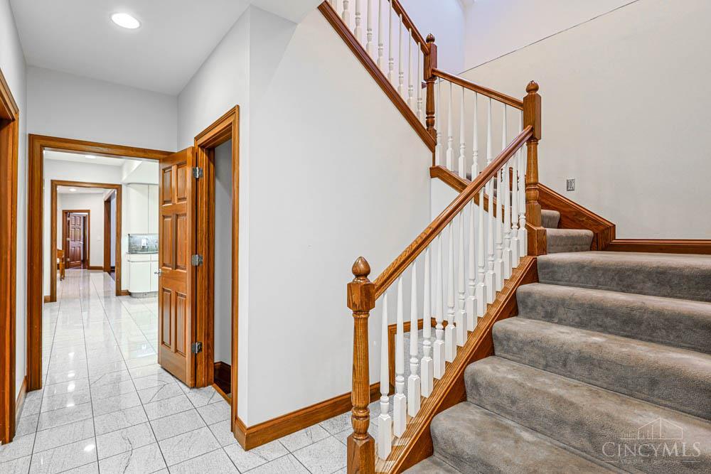 8625 Fawnmeadow Lane, Indian Hill, OH, 45242 — photo 24