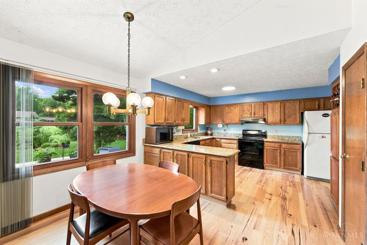 9233 Meadow Drive, Deerfield Twp., OH, 45039 — photo 8