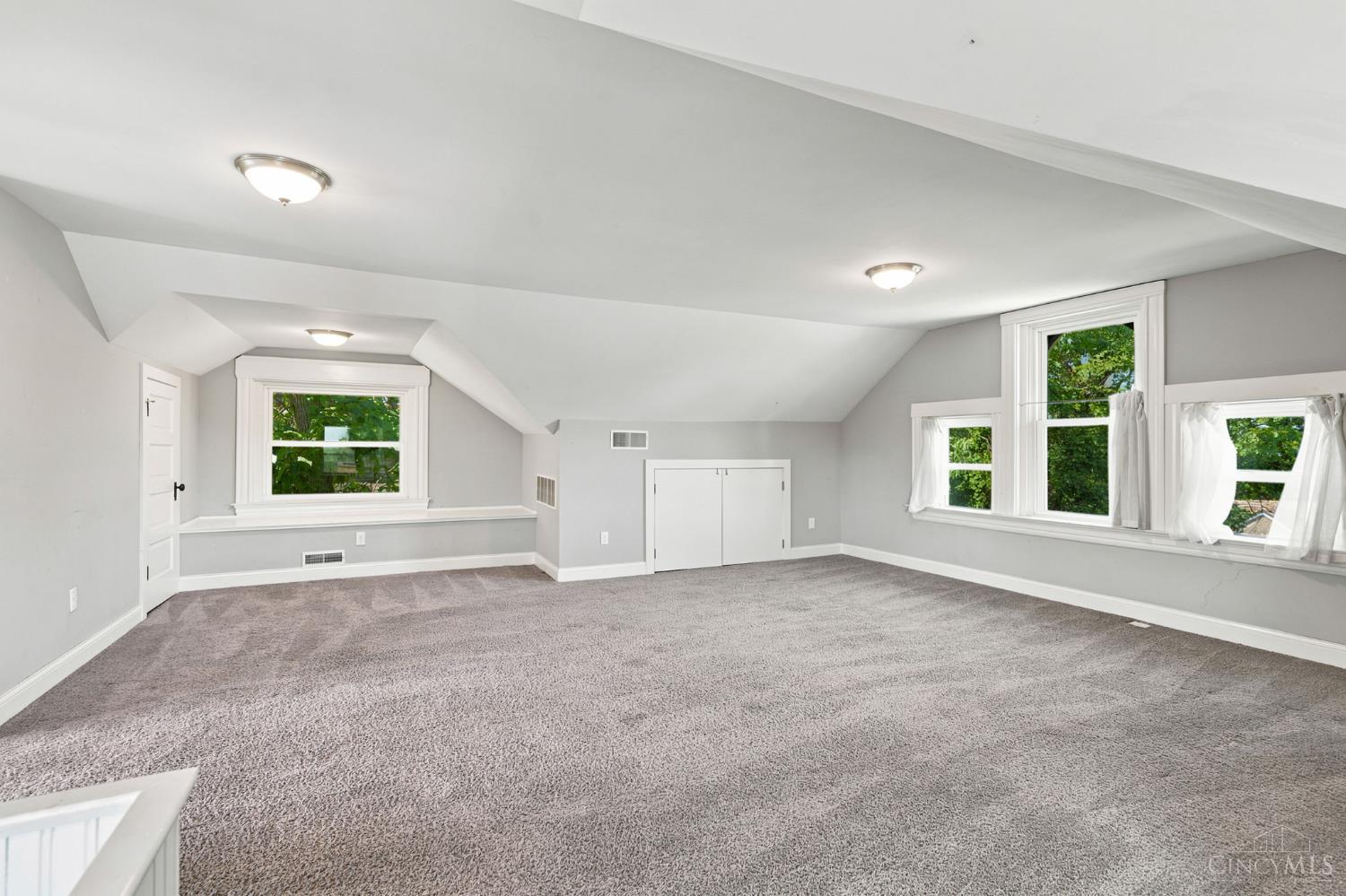 3229 Woodburn Avenue, Cincinnati, OH, 45207 — photo 44