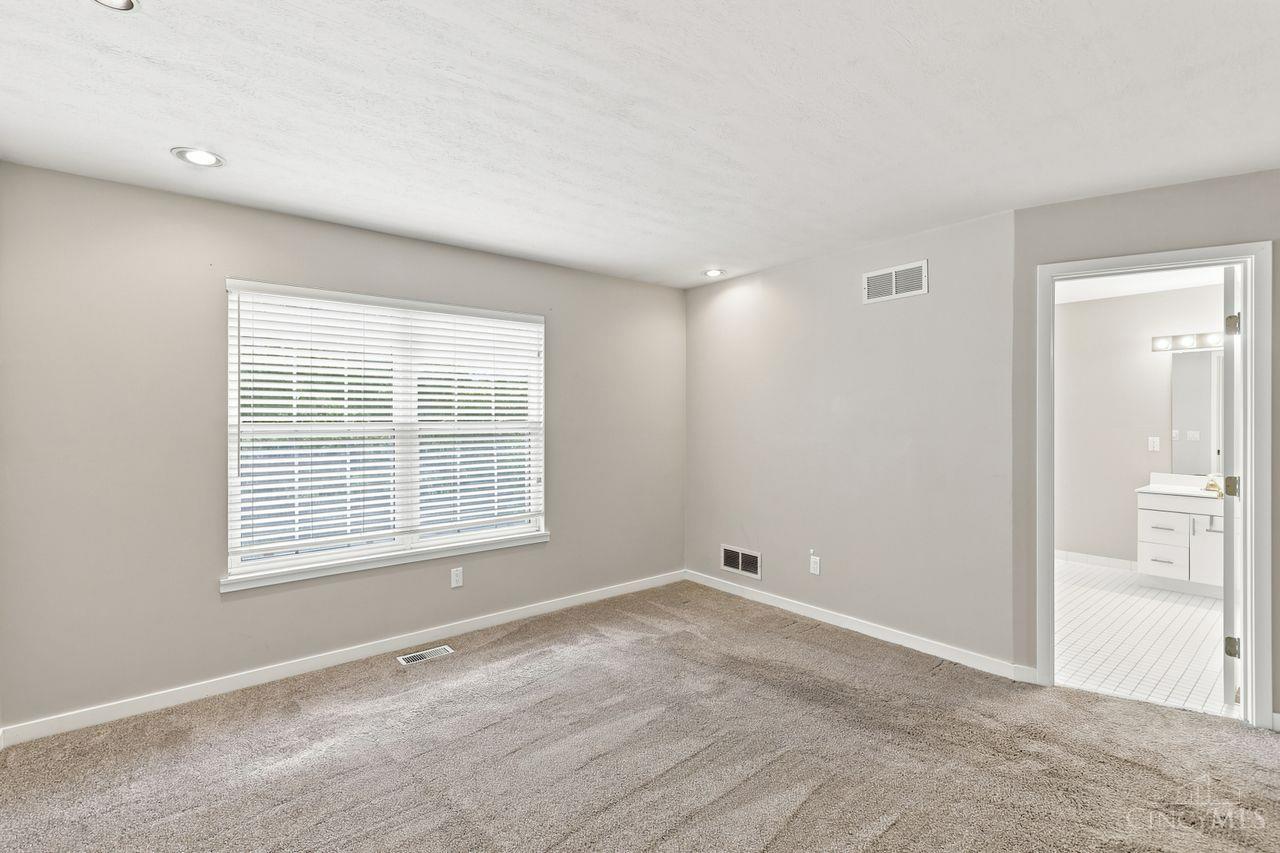 5055 Bristol Court, Loveland, OH, 45140 — photo 16