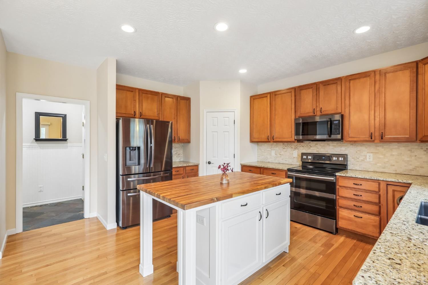 5798 Hawthorne Reserve Drive, Liberty Twp, OH, 45044 — photo 21