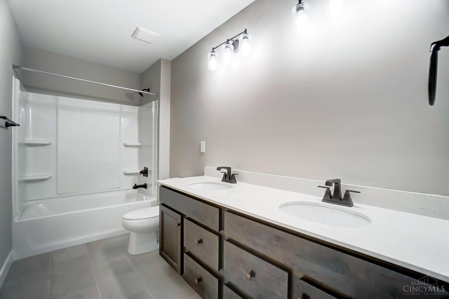7516 Donegal Drive, Miami Twp, OH, 45233 — photo 38