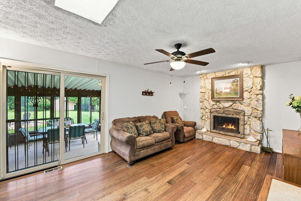 8488 Bluebird Drive, West Chester, OH, 45069 — photo 3