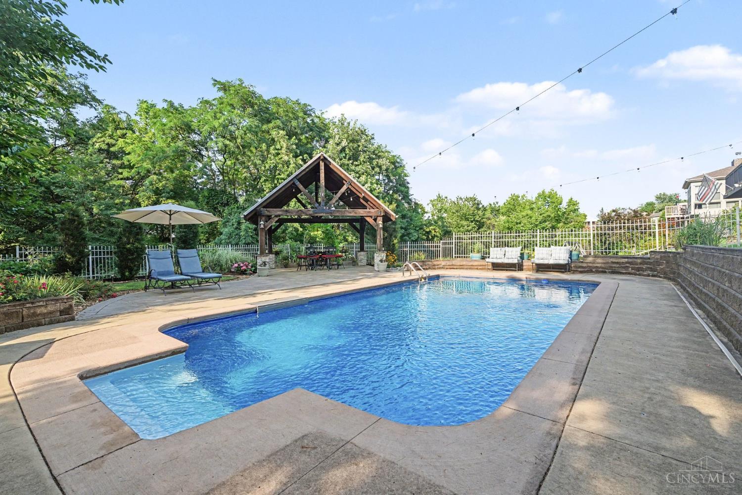 8221 Springleaf Lake Drive, Colerain Twp, OH, 45247 — photo 24