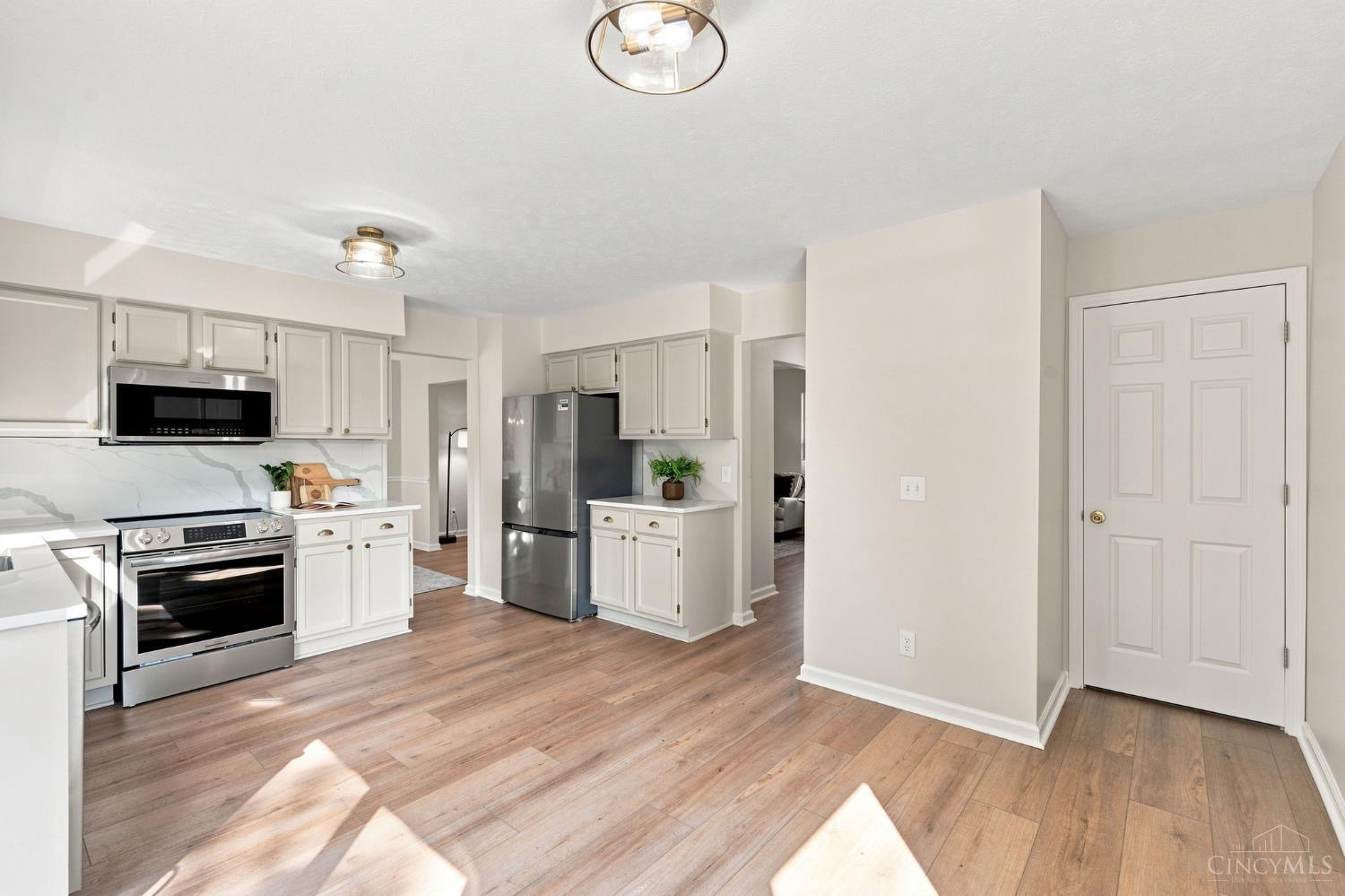 8631 Acredale Drive, West Chester, OH, 45069 — photo 15
