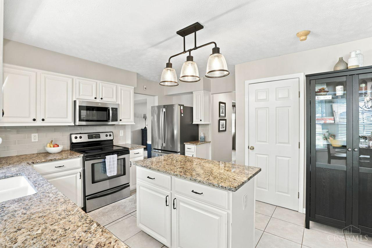 8843 Steeplechase Way, West Chester, OH, 45069 — photo 13