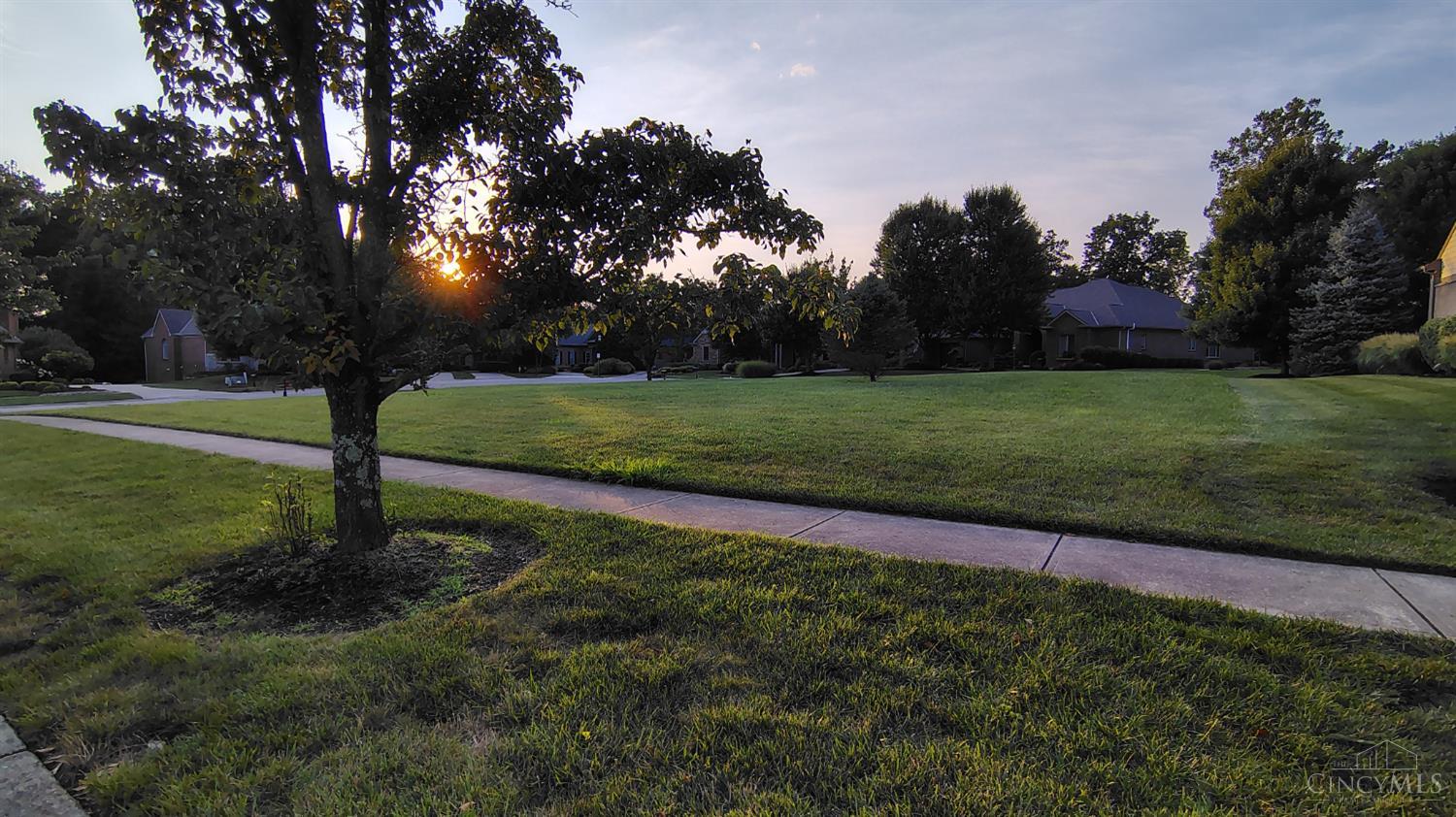 Red Hawk Court, Hamilton Twp, OH, 45039 — photo 3