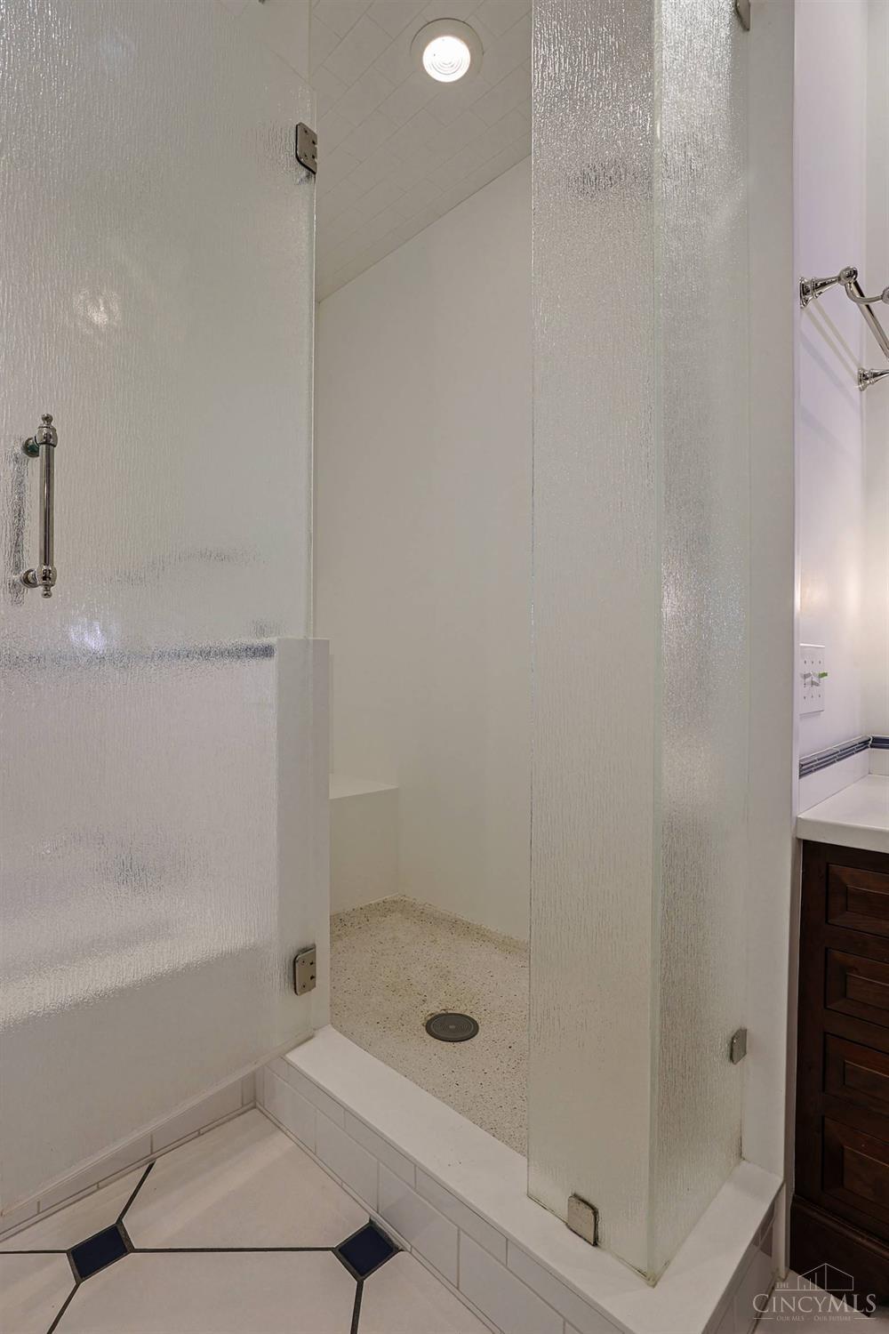 5 Linden Lane, Wyoming, OH, 45215 — photo 56