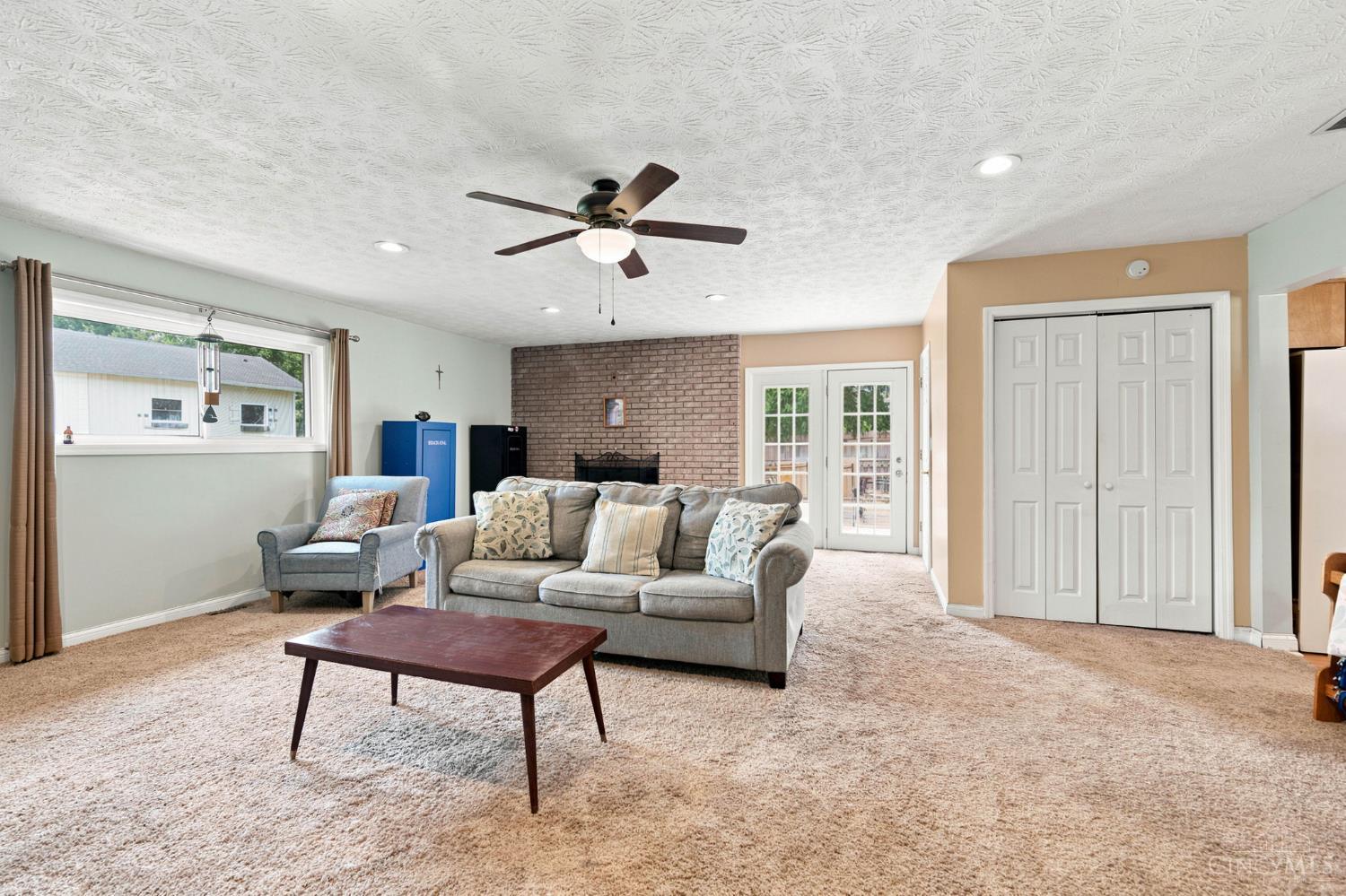 4555 Ross Avenue, Franklin Twp, OH, 45005 — photo 10