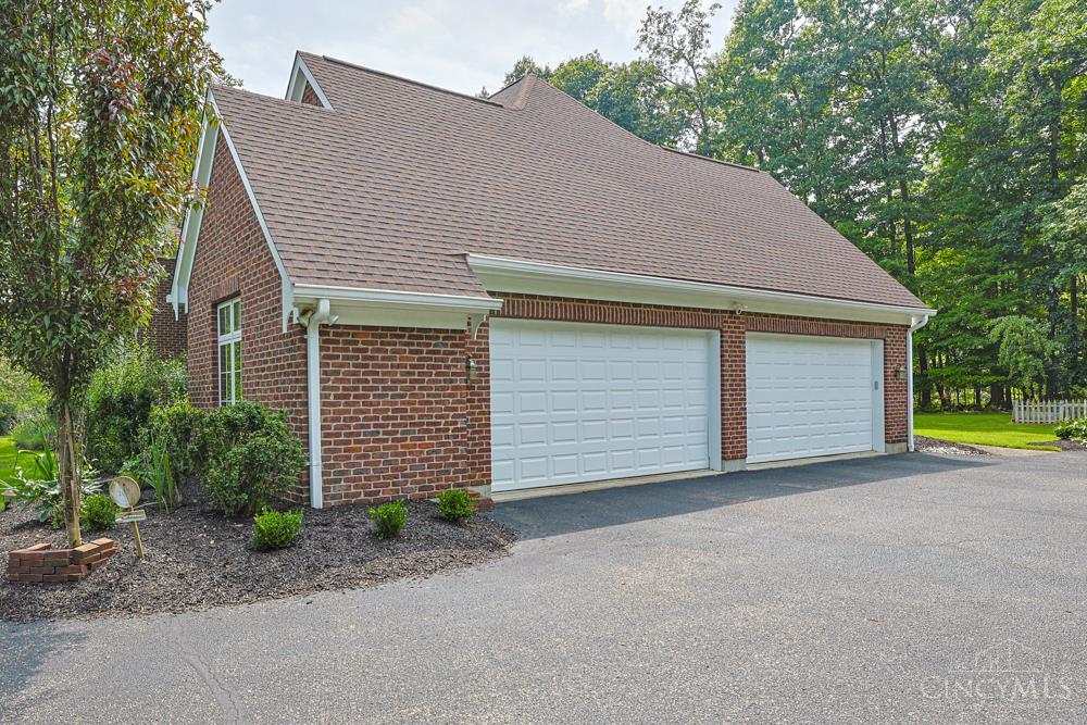 8625 Fawnmeadow Lane, Indian Hill, OH, 45242 — photo 31