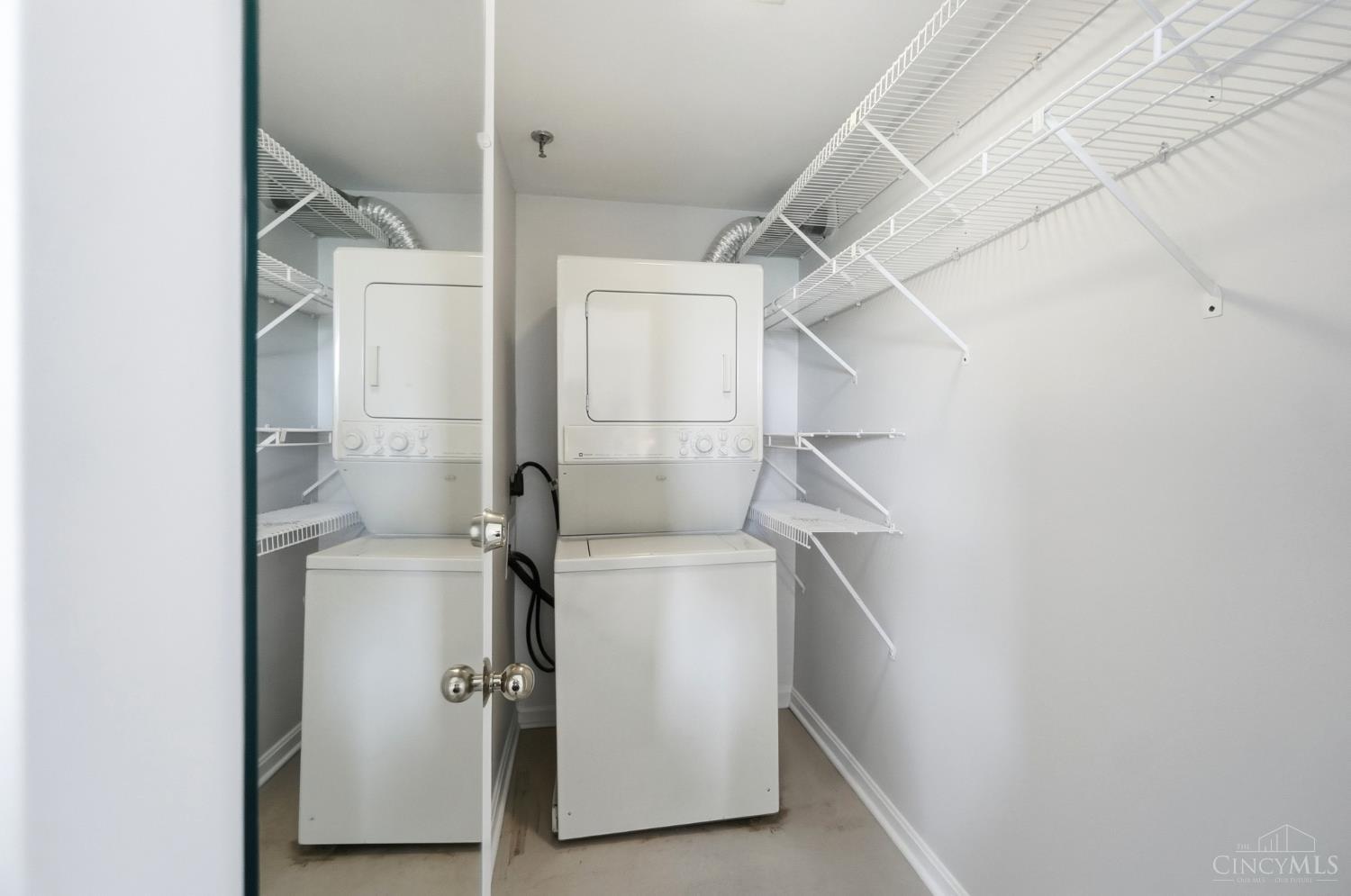 415 Bond Place #4C, Cincinnati, OH, 45206 — photo 37