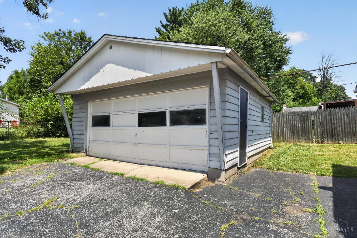 2454 Schon Drive, Colerain Twp, OH, 45231 — photo 6