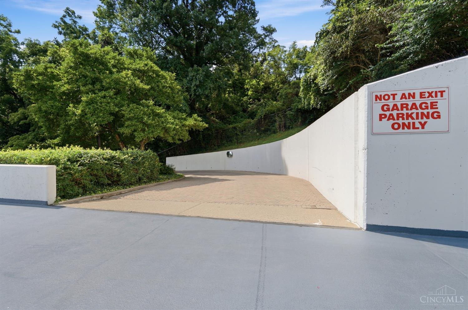 415 Bond Place #4C, Cincinnati, OH, 45206 — photo 50