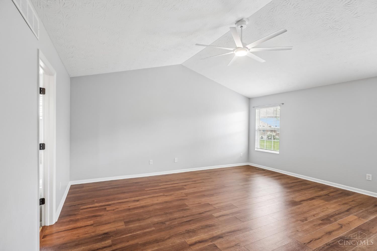 5798 Hawthorne Reserve Drive, Liberty Twp, OH, 45044 — photo 33