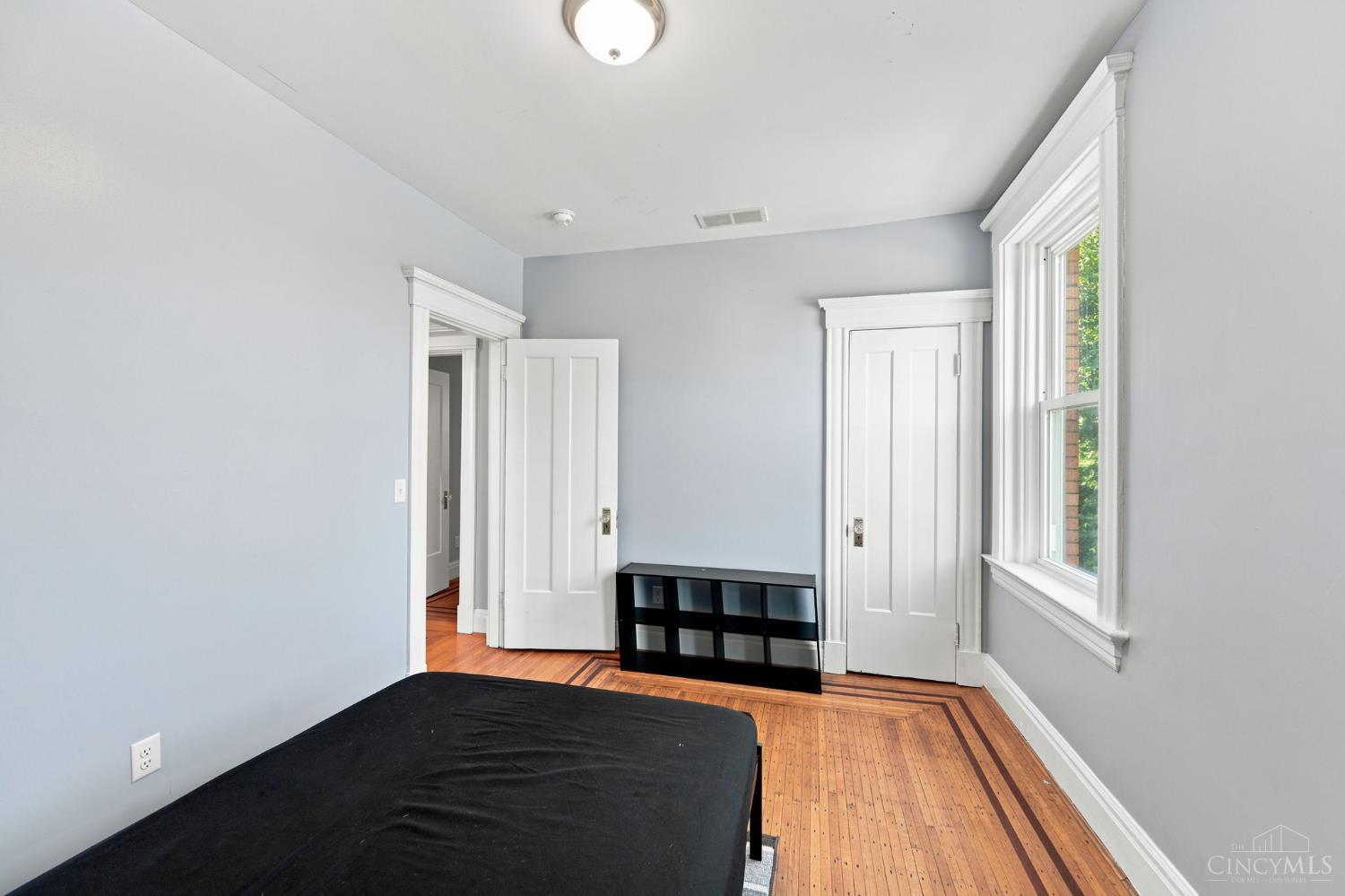 3229 Woodburn Avenue, Cincinnati, OH, 45207 — photo 41
