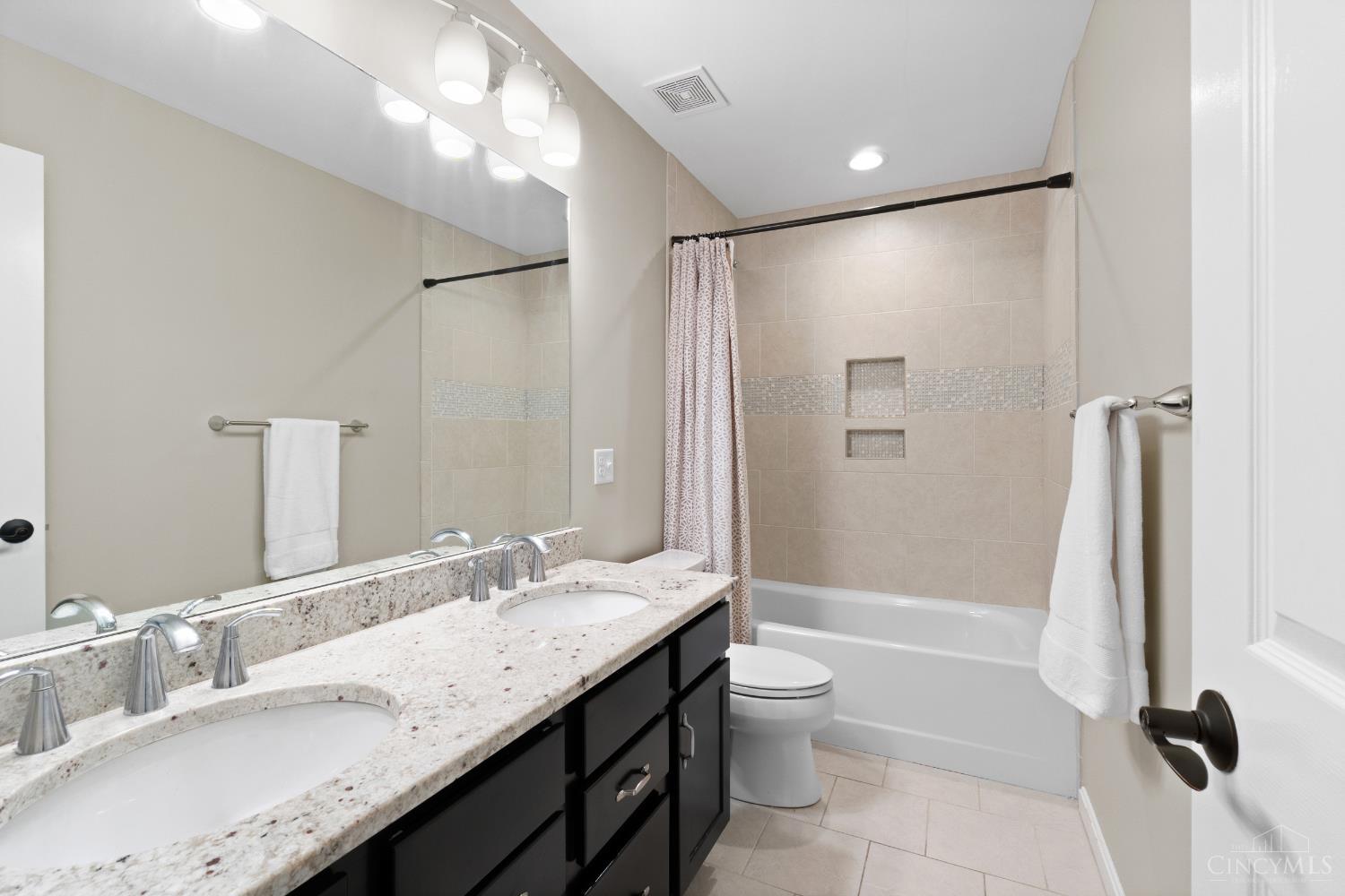 8410 Greenleaf Drive, Anderson Twp, OH, 45255 — photo 17
