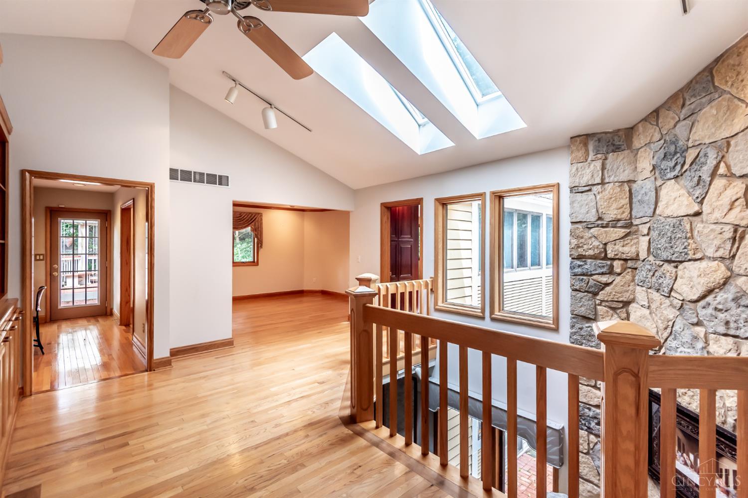 180 Eleanor Drive, Springboro, OH, 45066 — photo 5