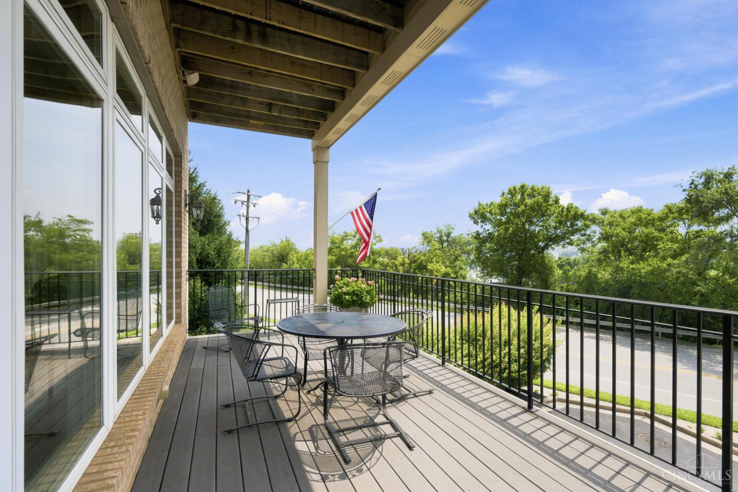 1498 Riverside Drive, Cincinnati, OH, 45202 — photo 7