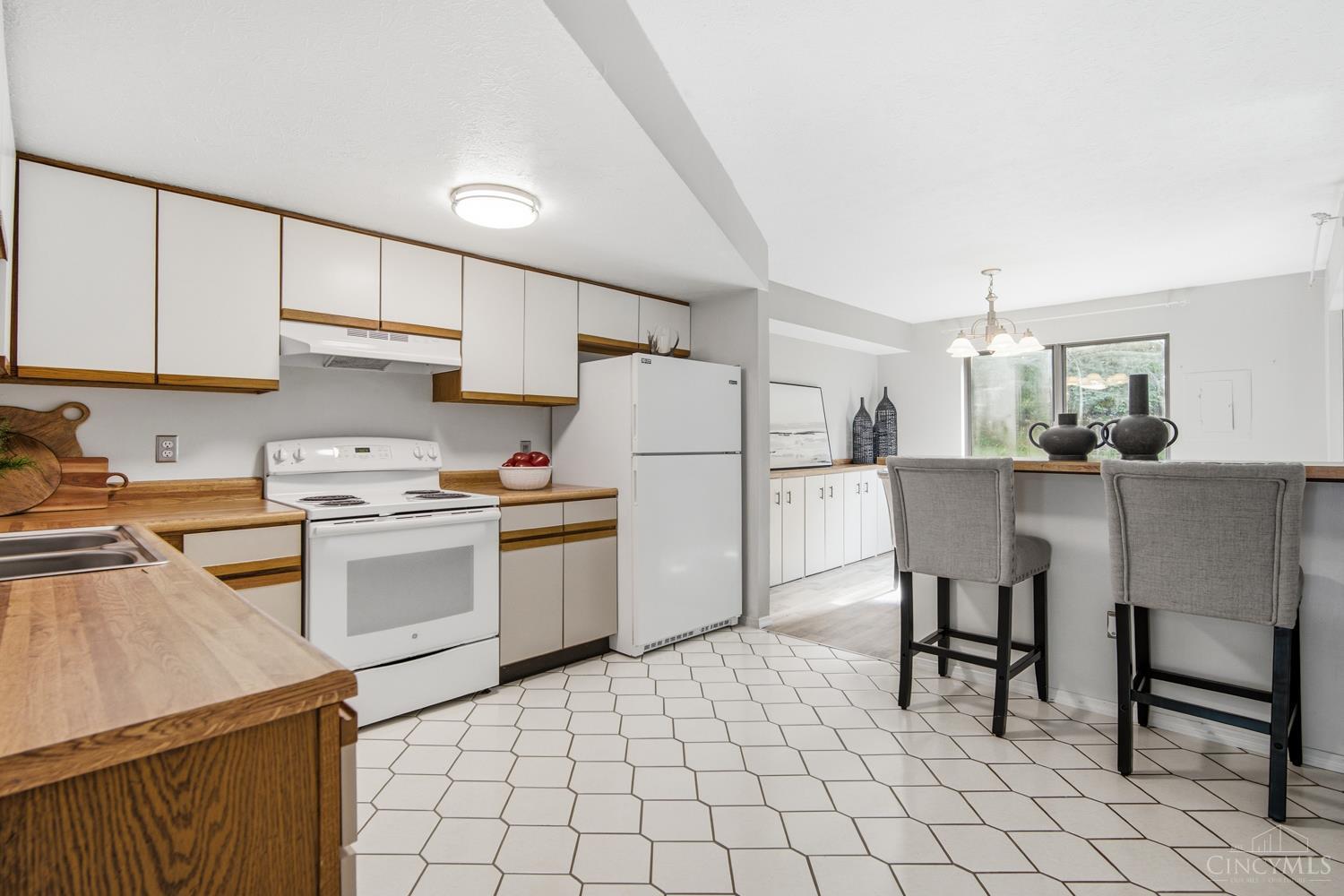 665 Hidden Valley Court, Fairborn, OH, 45324 — photo 9
