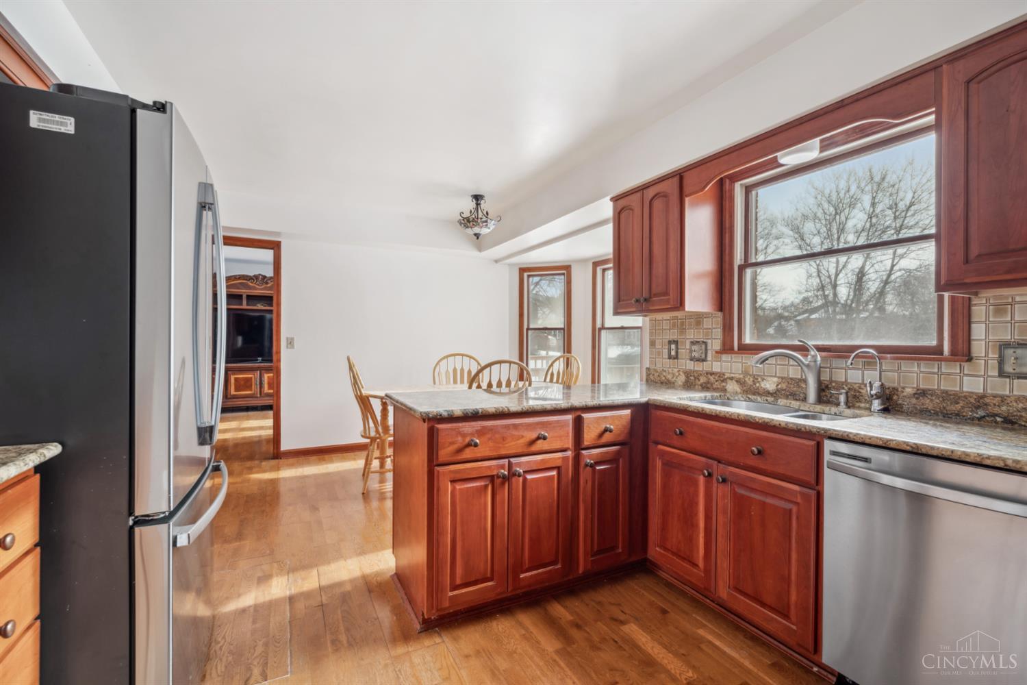 7489 Fitzroy Court, West Chester, OH, 45241 — photo 17