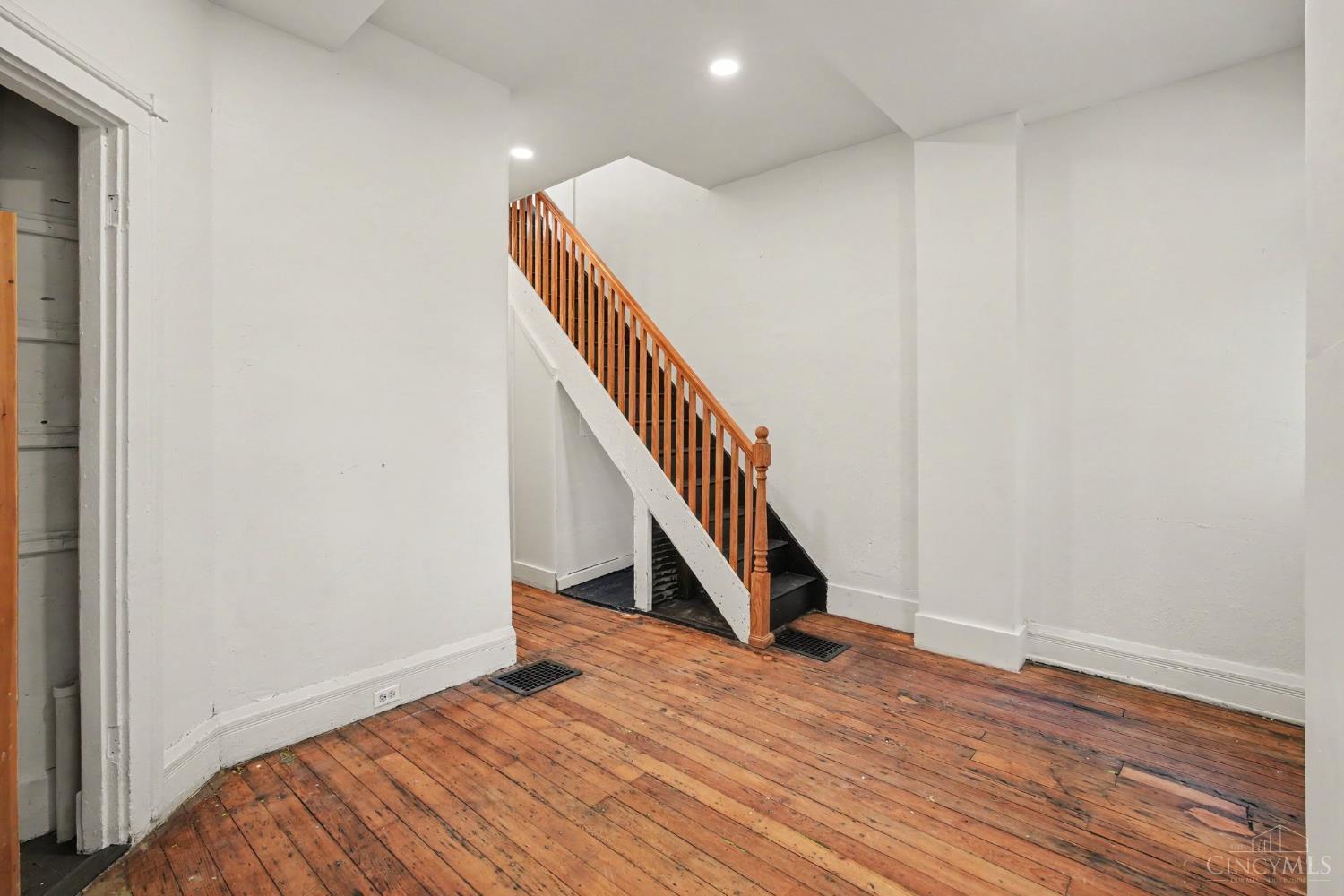 1412 Apjones Street, Cincinnati, OH, 45223 — photo 25
