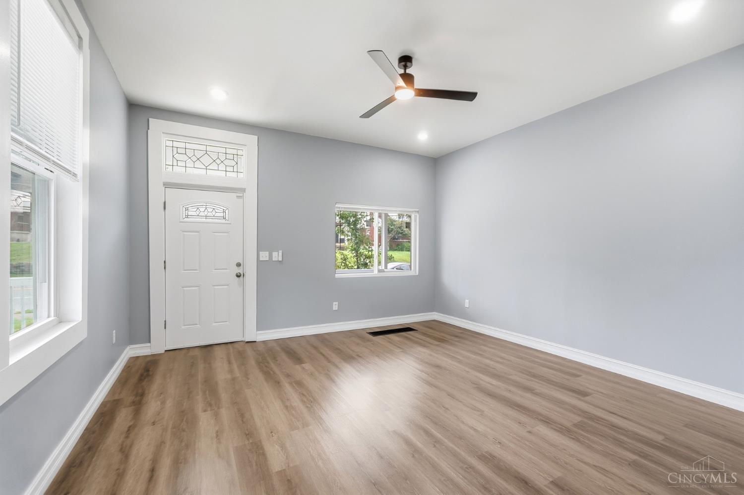 3728 Applegate Avenue, Cheviot, OH, 45211 — photo 5