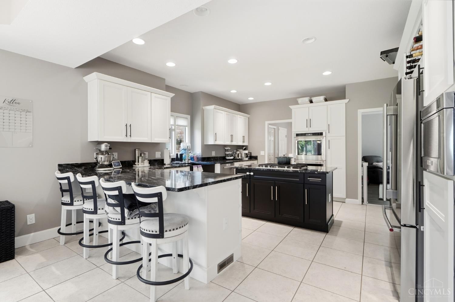 7580 Legendary Lane, West Chester, OH, 45069 — photo 12
