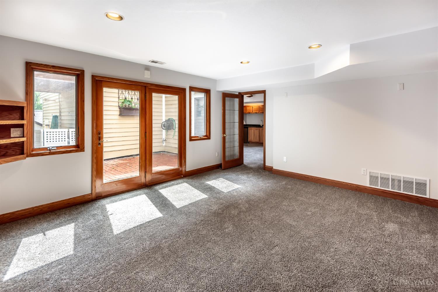 180 Eleanor Drive, Springboro, OH, 45066 — photo 27