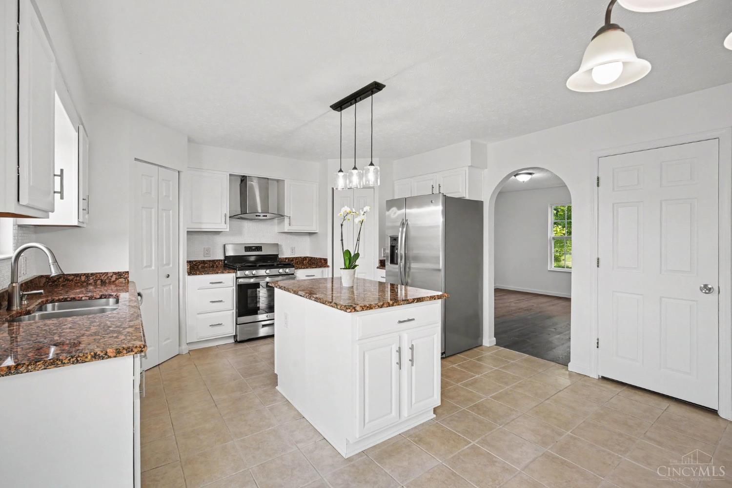 4301 Lighthouse Lane, West Chester, OH, 45069 — photo 7
