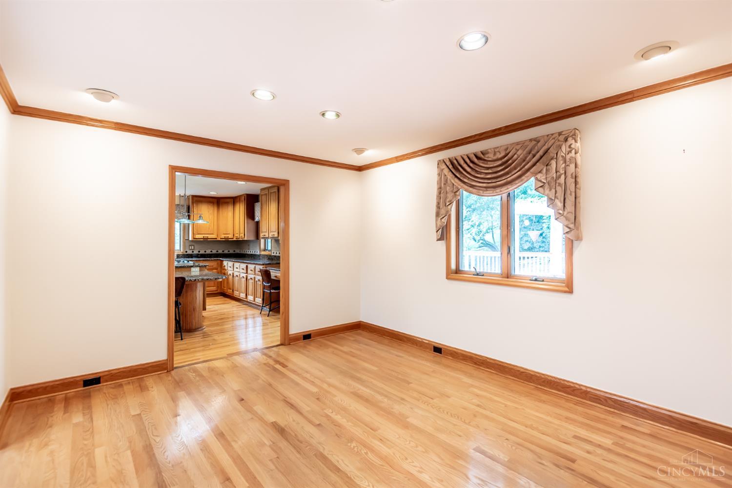180 Eleanor Drive, Springboro, OH, 45066 — photo 11
