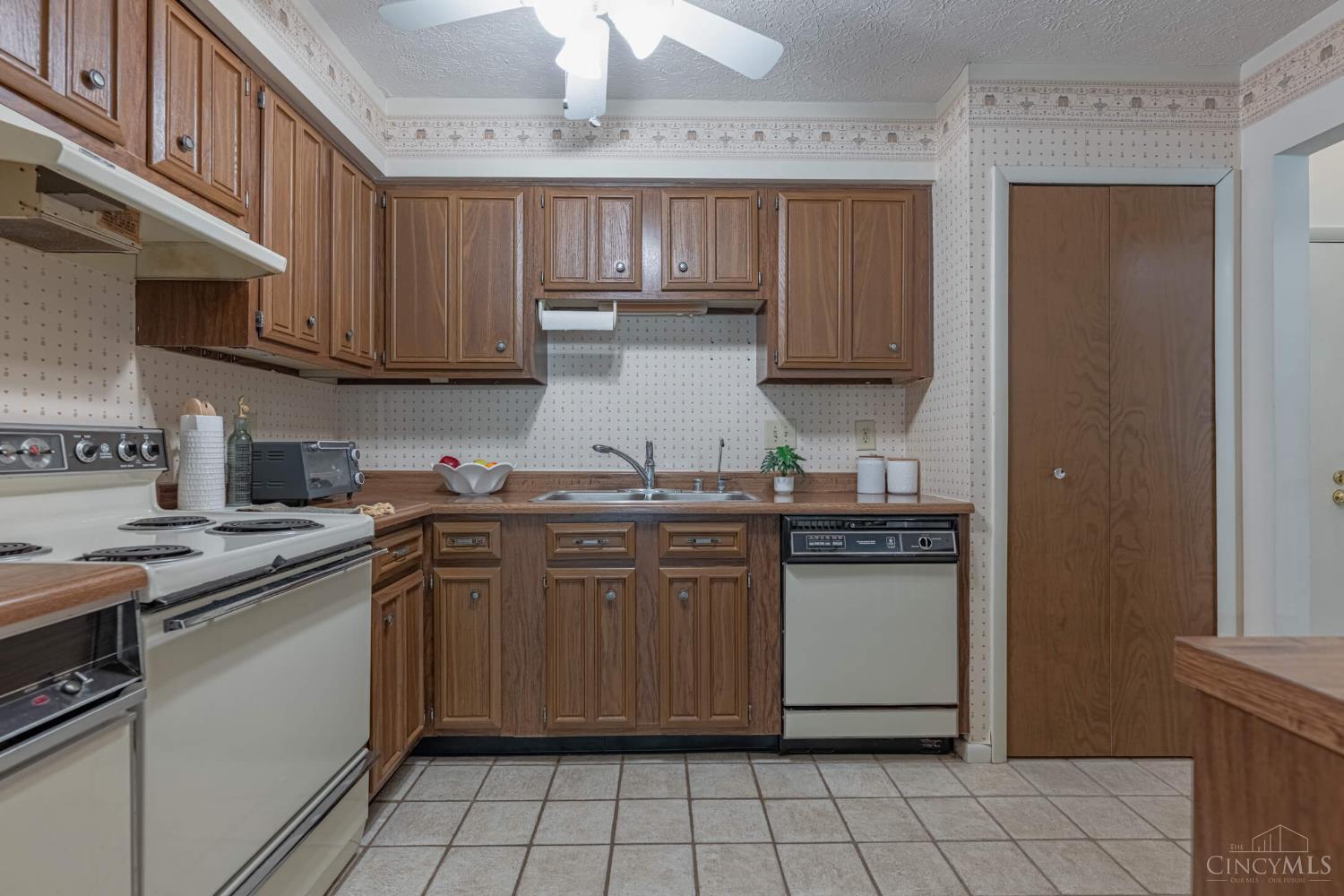 992 Walnut Court, Mason, OH, 45040 — photo 9