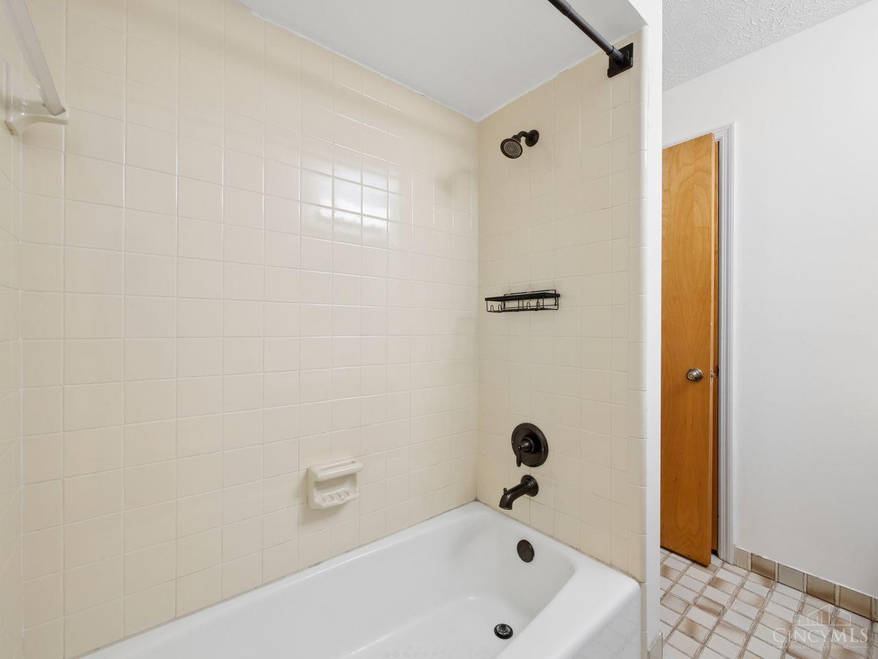 6215 Greenbud Drive, Goshen, OH, 45122 — photo 26