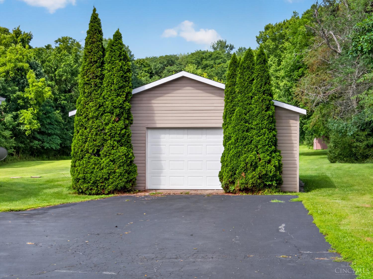 9989 Wolfe Road, New Vienna, OH, 45159 — photo 29