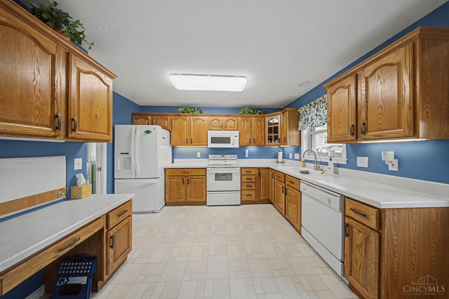 320 Harmony Drive, Harrison, OH, 45030 — photo 12