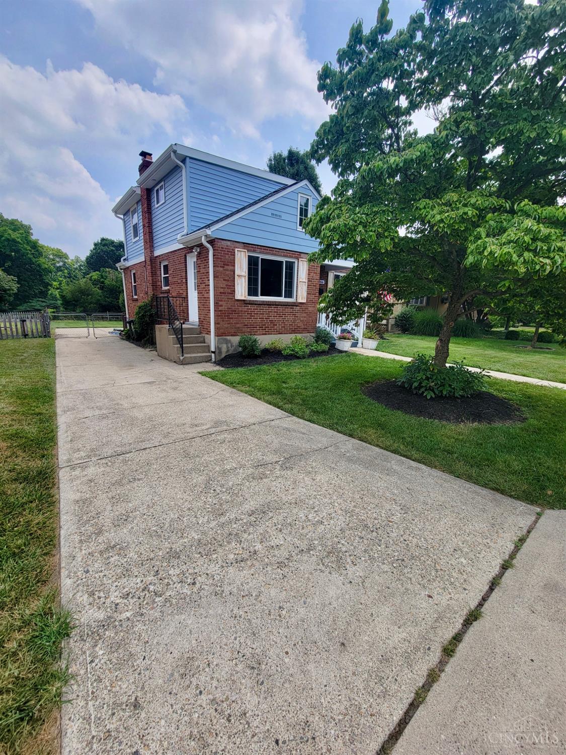 966 Summit Avenue, Glendale, OH, 45246 — photo 2