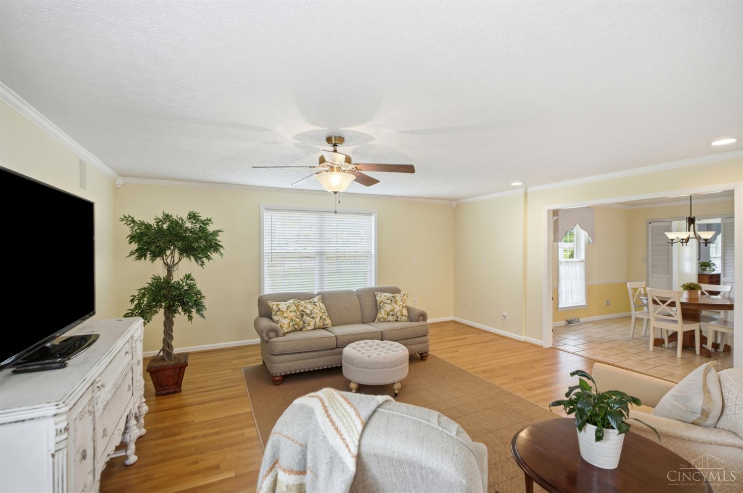 5330 Talloak Court, Cincinnati, OH, 45247 — photo 9